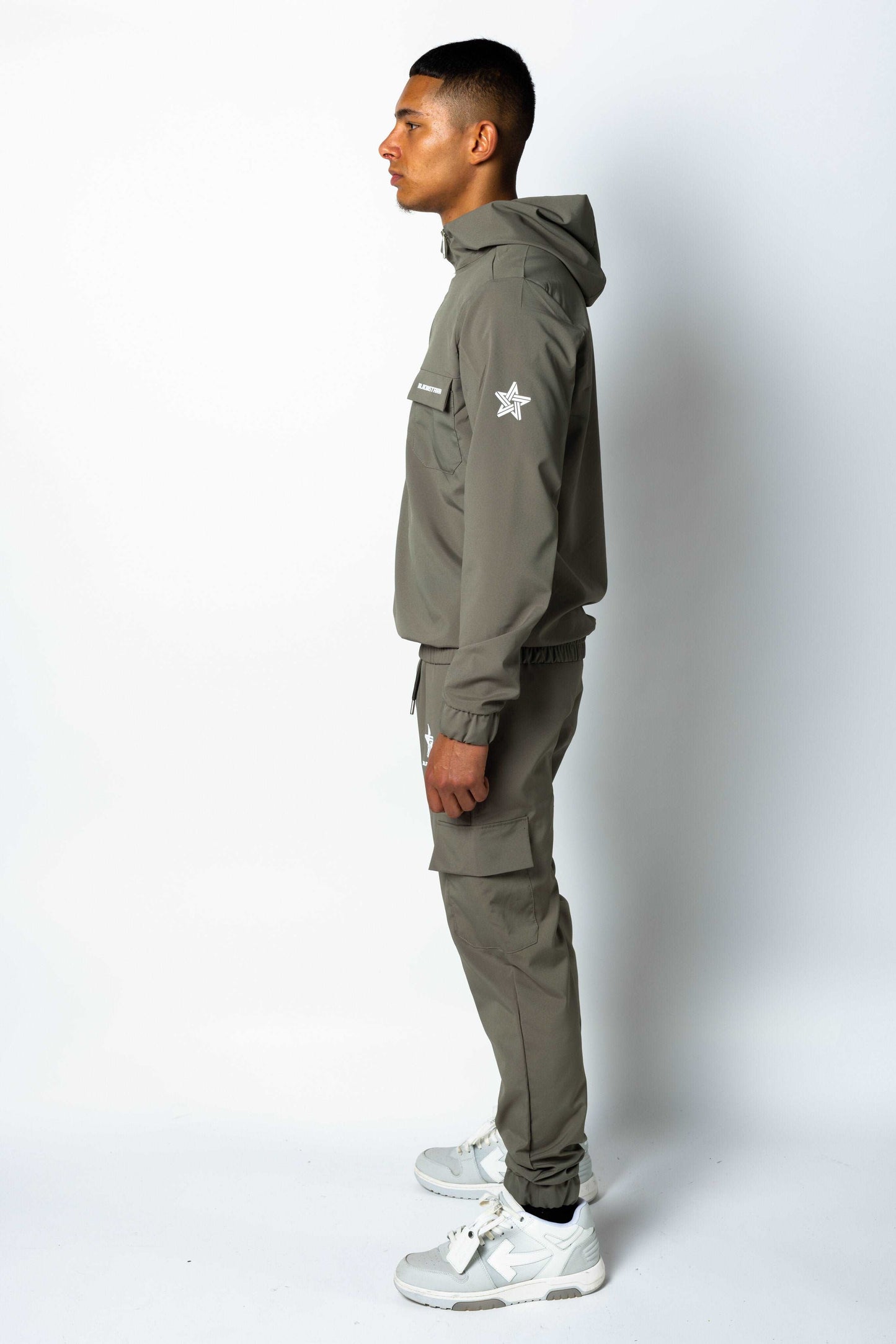 "MOONRUNNER" CARGO TRACKSUIT