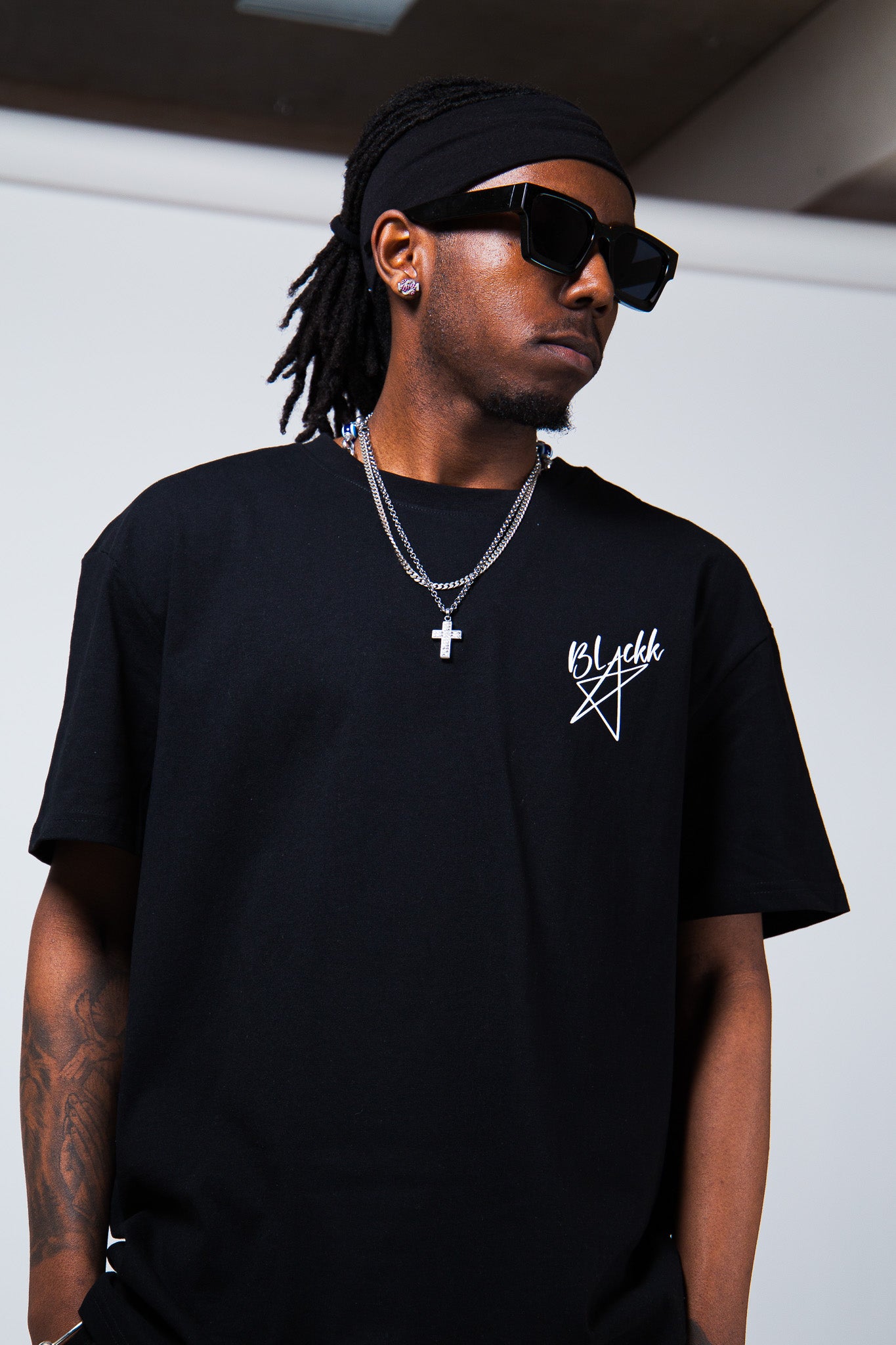Signature Essential Tee - Blackk