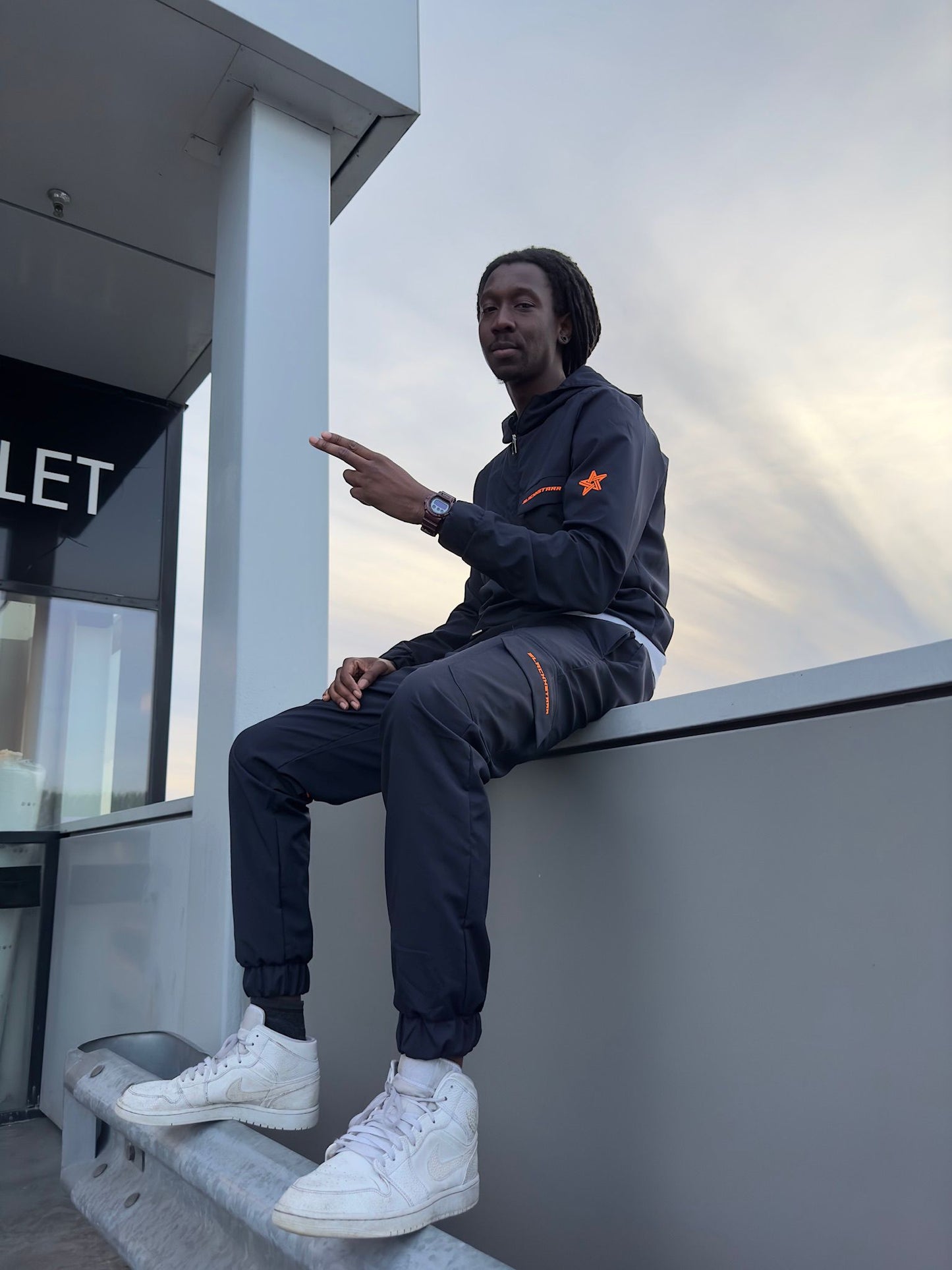 "MOONRUNNER" CARGO TRACKSUIT