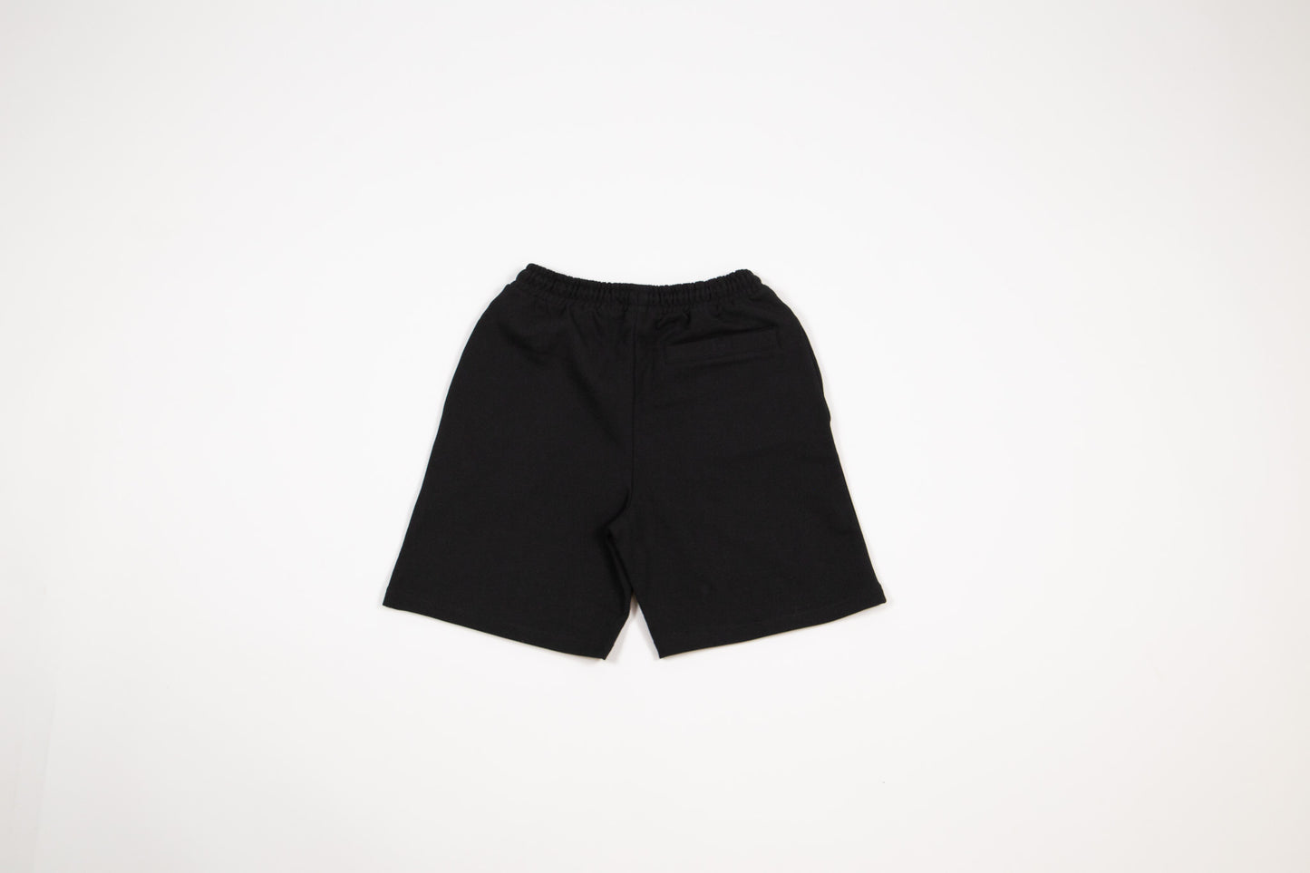 Signature Essential Shorts - BLACKK