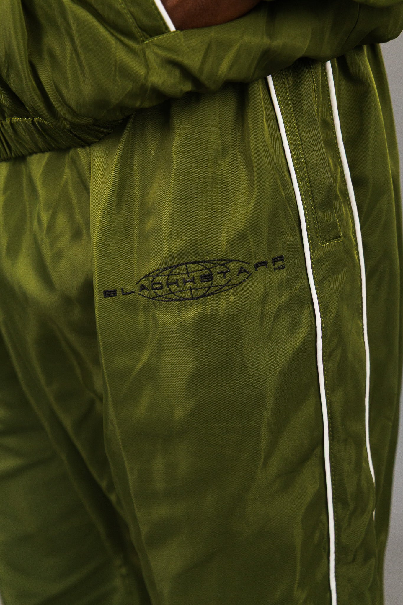 "MOONRUNNER V2" TRACKSUIT